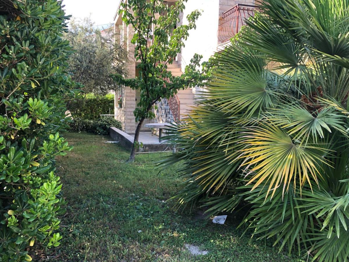 Garden apartman Split Exterior foto